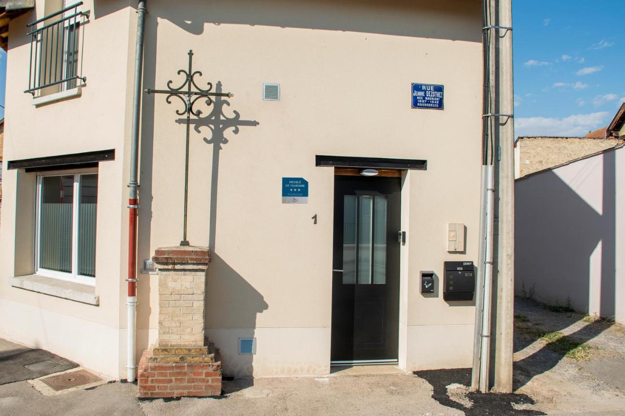 הוילה Meuble De Tourisme 3 Etoiles Loft Industriel A Fismes מראה חיצוני תמונה